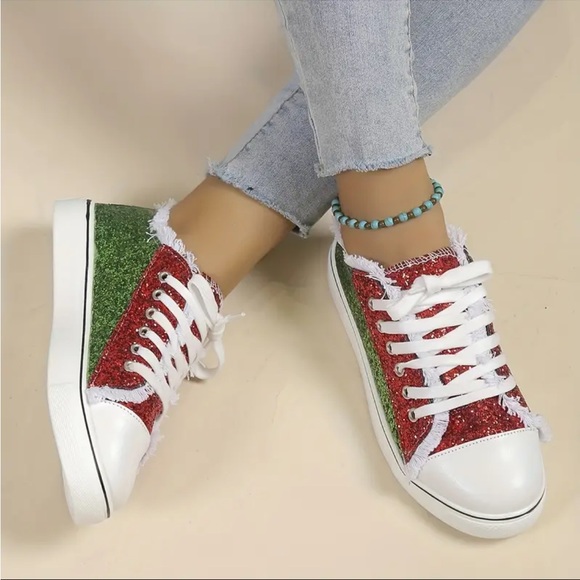 Sequined Color Block Sneakers - Picture 2 of 3